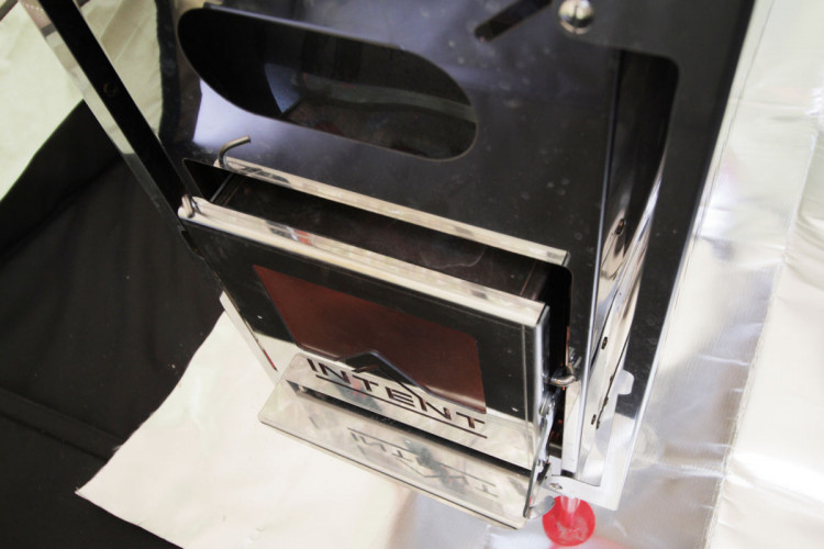 Стеклянная дверца для печи Intent 